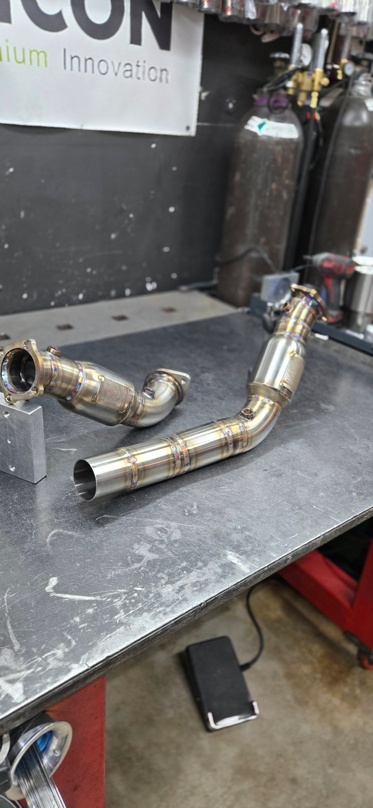 Cadillac CT4-V Blackwing Catless "Resonated" Downpipe